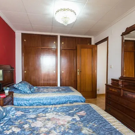 Playa 500m Y Centro Pueblo 600m, Piscina, 4 Clim, 2 Parkings Apartment